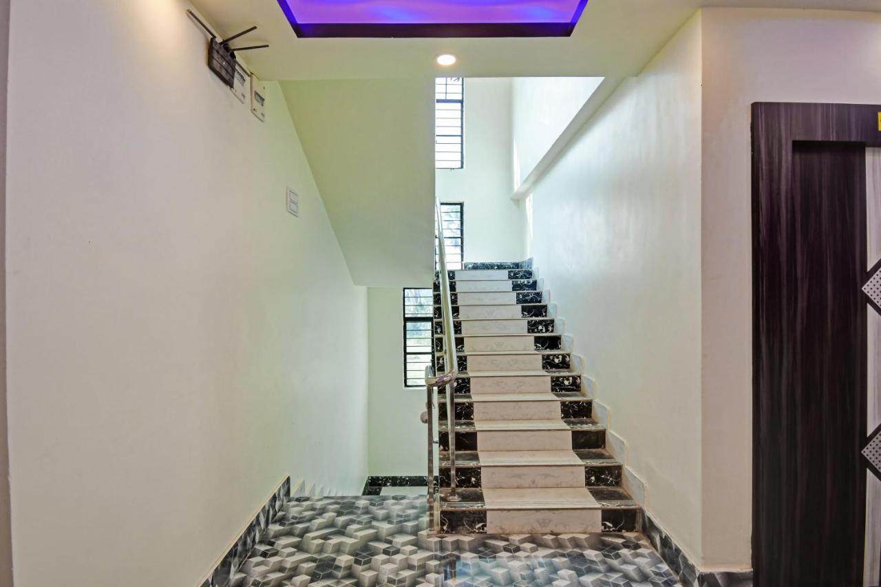 Oyo 86602 Hotel Dream Palace Kolkata Eksteriør bilde
