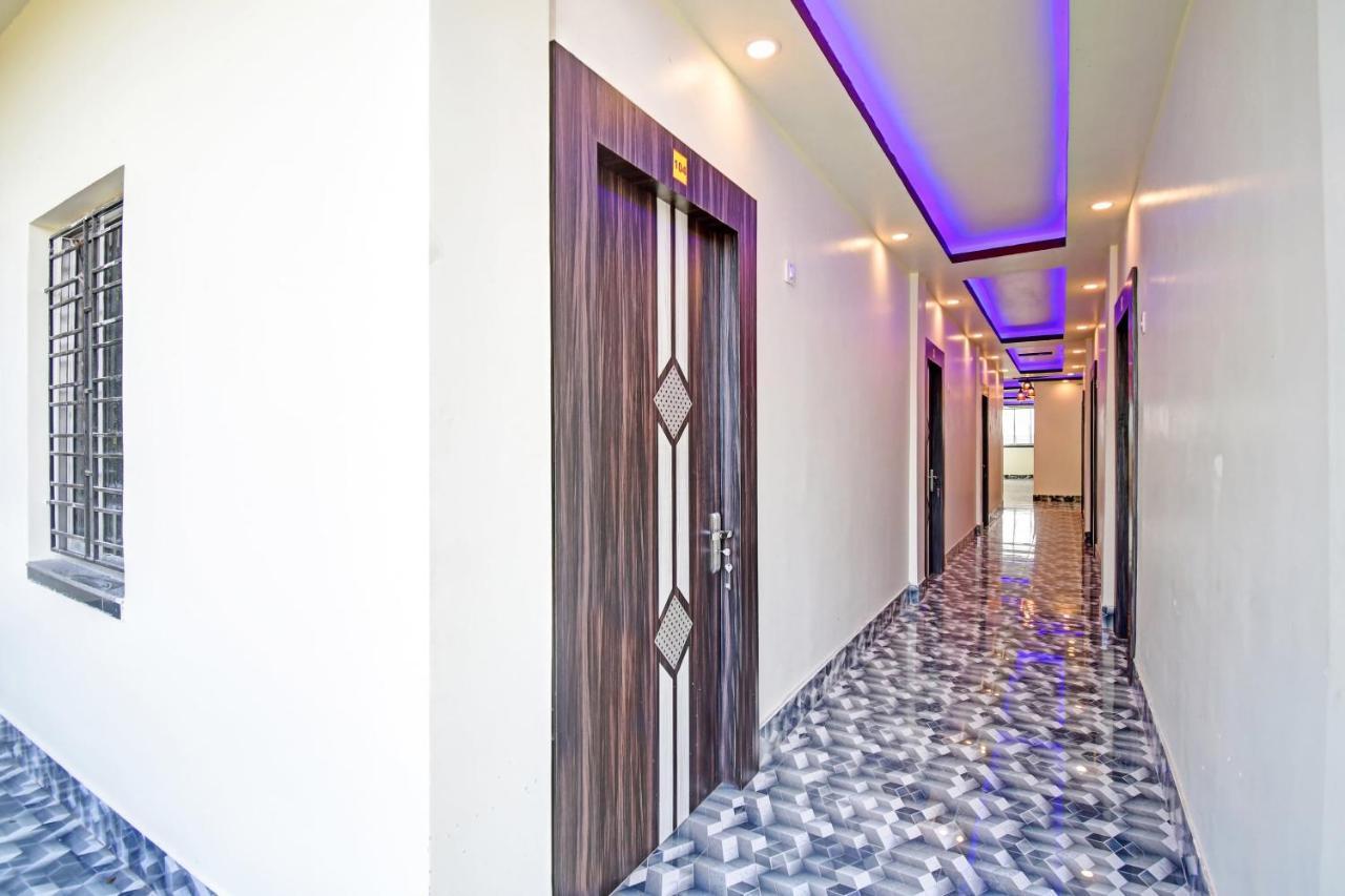 Oyo 86602 Hotel Dream Palace Kolkata Eksteriør bilde